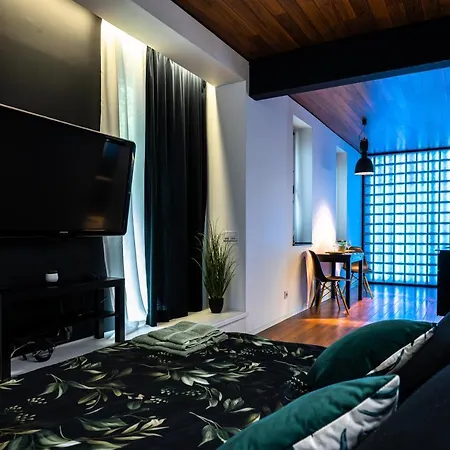 Daire Cozy&modern With Garden